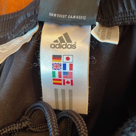 Adidas (unisex?) Three Stripe Sweat Pants - M - Short - Picture 5 of 6